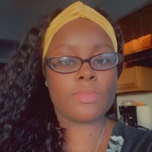 Meet your Posher, Kemelia